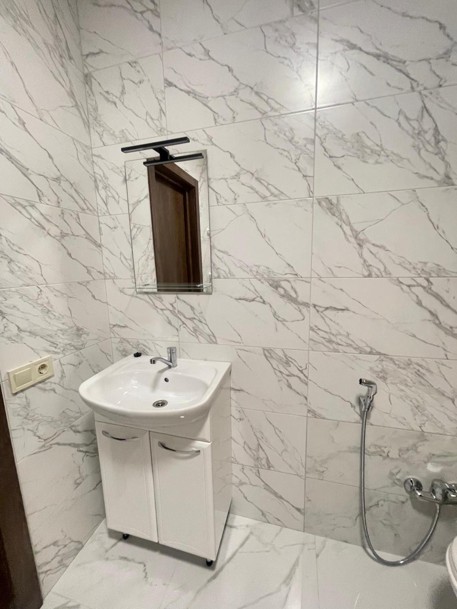 Pierre Apartments Odessa Luaran gambar