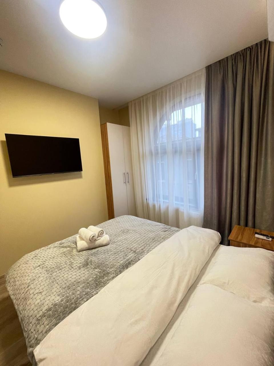Pierre Apartments Odessa Luaran gambar
