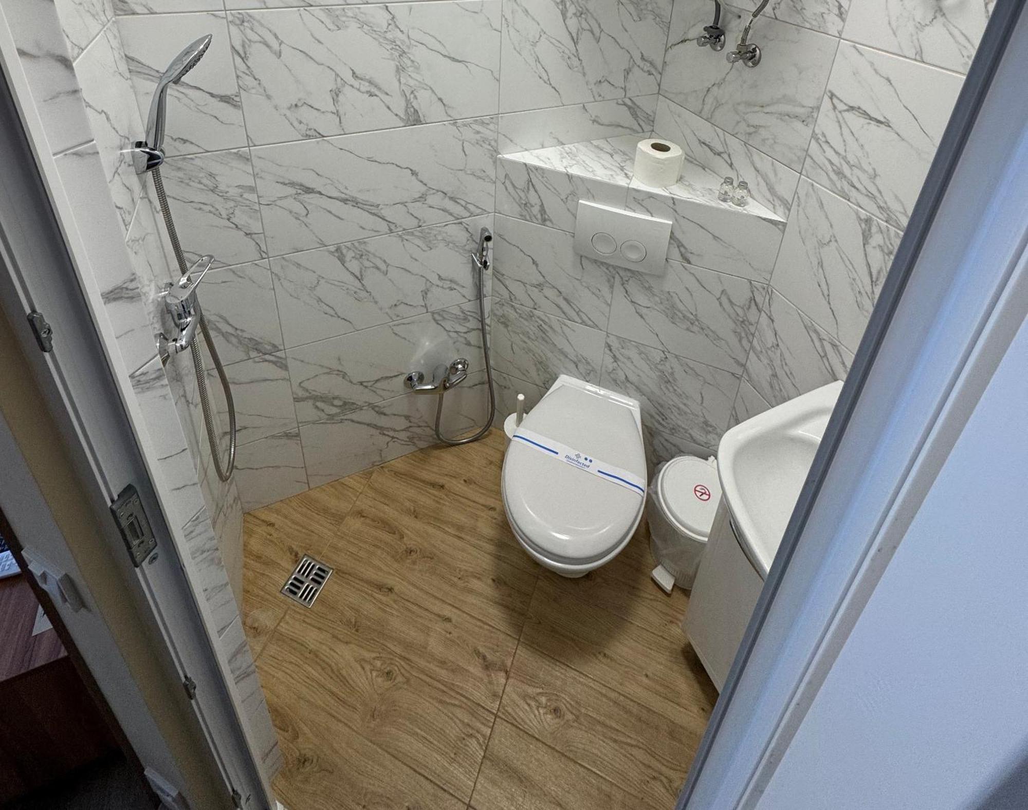 Pierre Apartments Odessa Luaran gambar