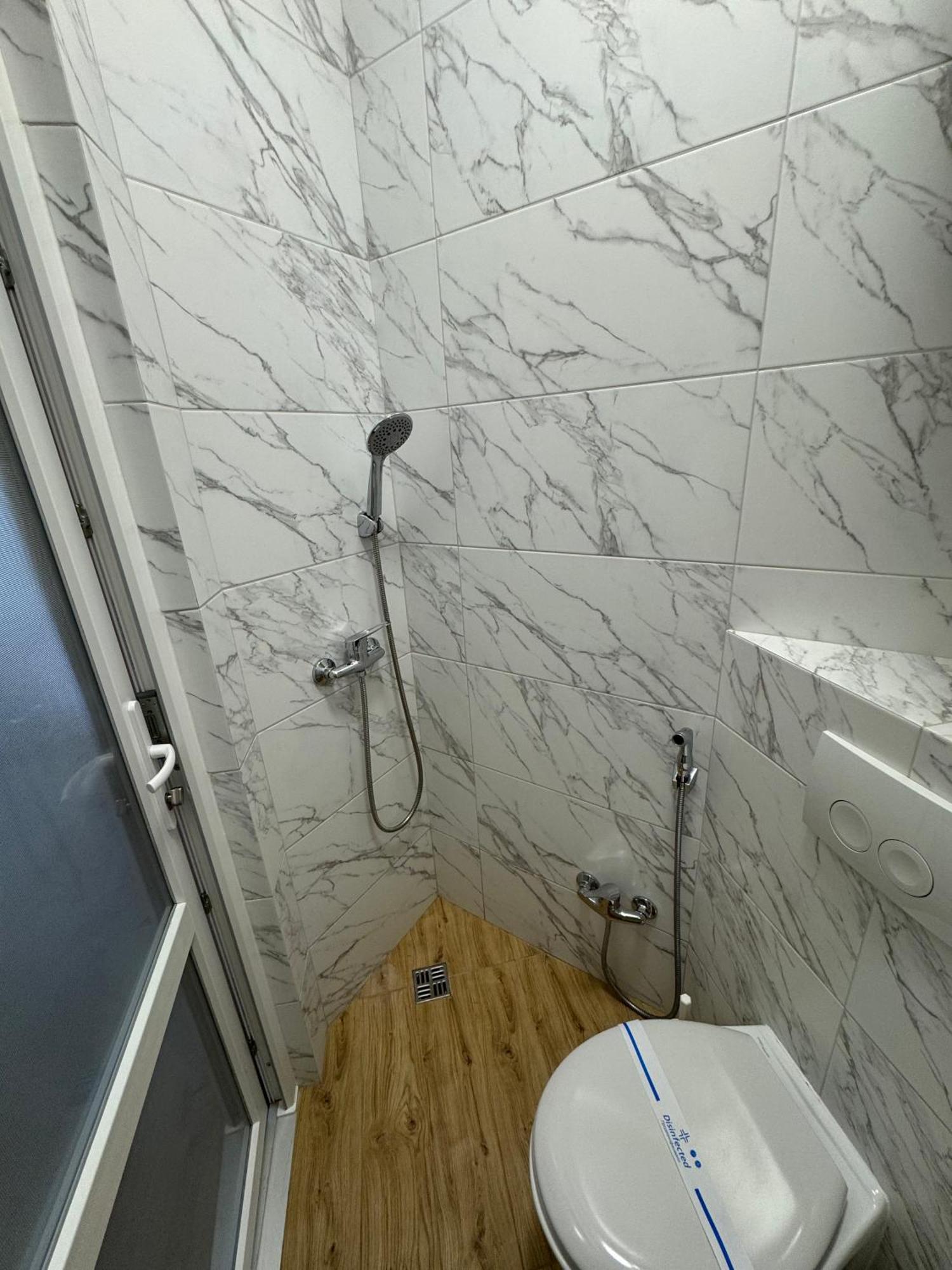 Pierre Apartments Odessa Luaran gambar